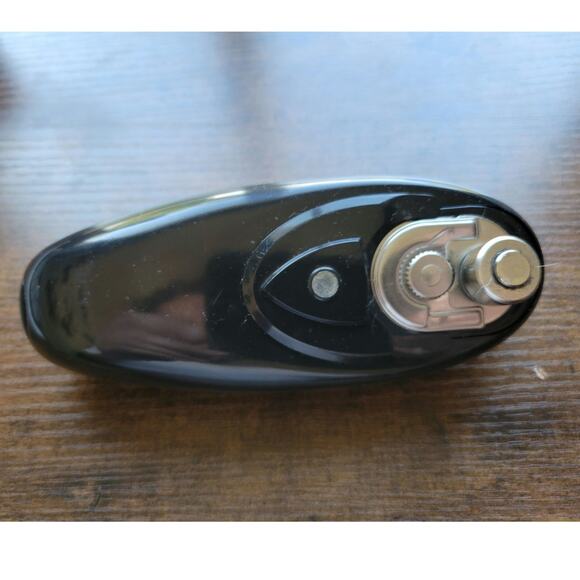Black/Red Smooth Edge Electric/Battery Can Opener - 6-1/2” - Used - Picture 2 of 6